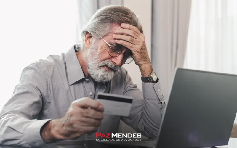 Golpe do entregador: O que fazer após ter o cartão clonado? Golpe do entregador: O que fazer após ter o cartão clonado?